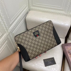 Mens Gucci Clutch Bags